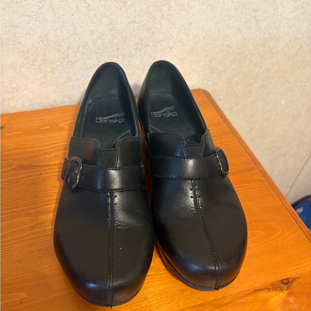 Dansko Tamara Elegant Black Leather Women's Clogs Shoes 37 Size US 7 - Picture 2 of 11